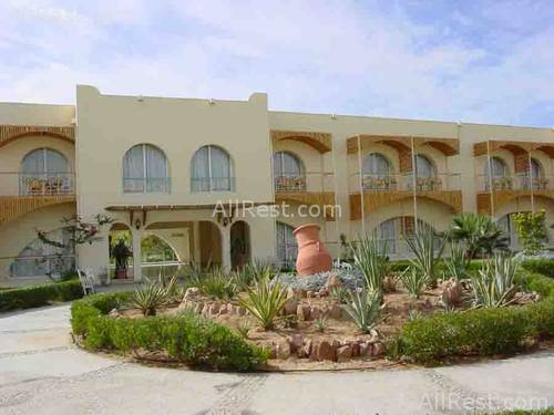 Desert Rose Resort 1